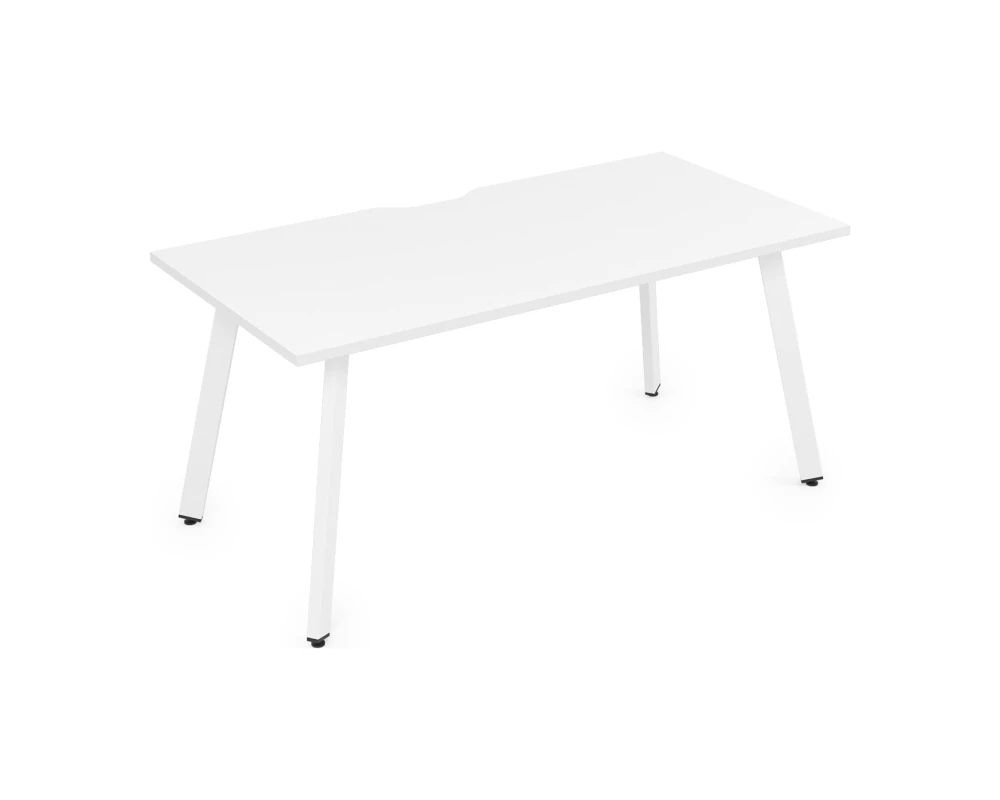 Стол рабочий, прямолинейный, с вырезом (1400x800x750) Арредо / Arredo